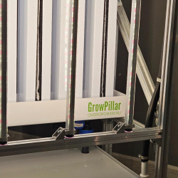 Вертикальная ферма GrowPillar-10 зеленая стена